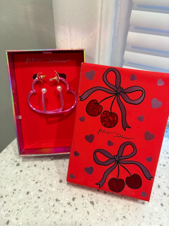 Betsey Johnson Jewelry - NIB Betsey Johnson Love Spell Pink Metallic Heart Hoop Earrings